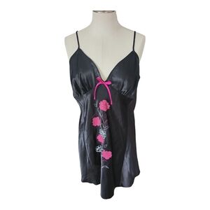 Enchanting Black Satin Floral Chemise Slip Nightgown Lingerie – Size Large 14-16